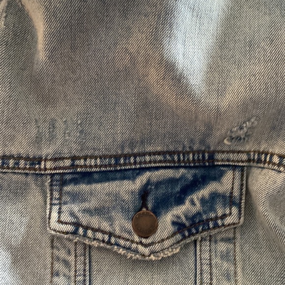 Free People Oversized distressed Jean Jacket - Picture 6 of 8